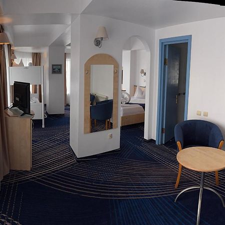 Briza Boutique Hotel Мамая Екстериор снимка